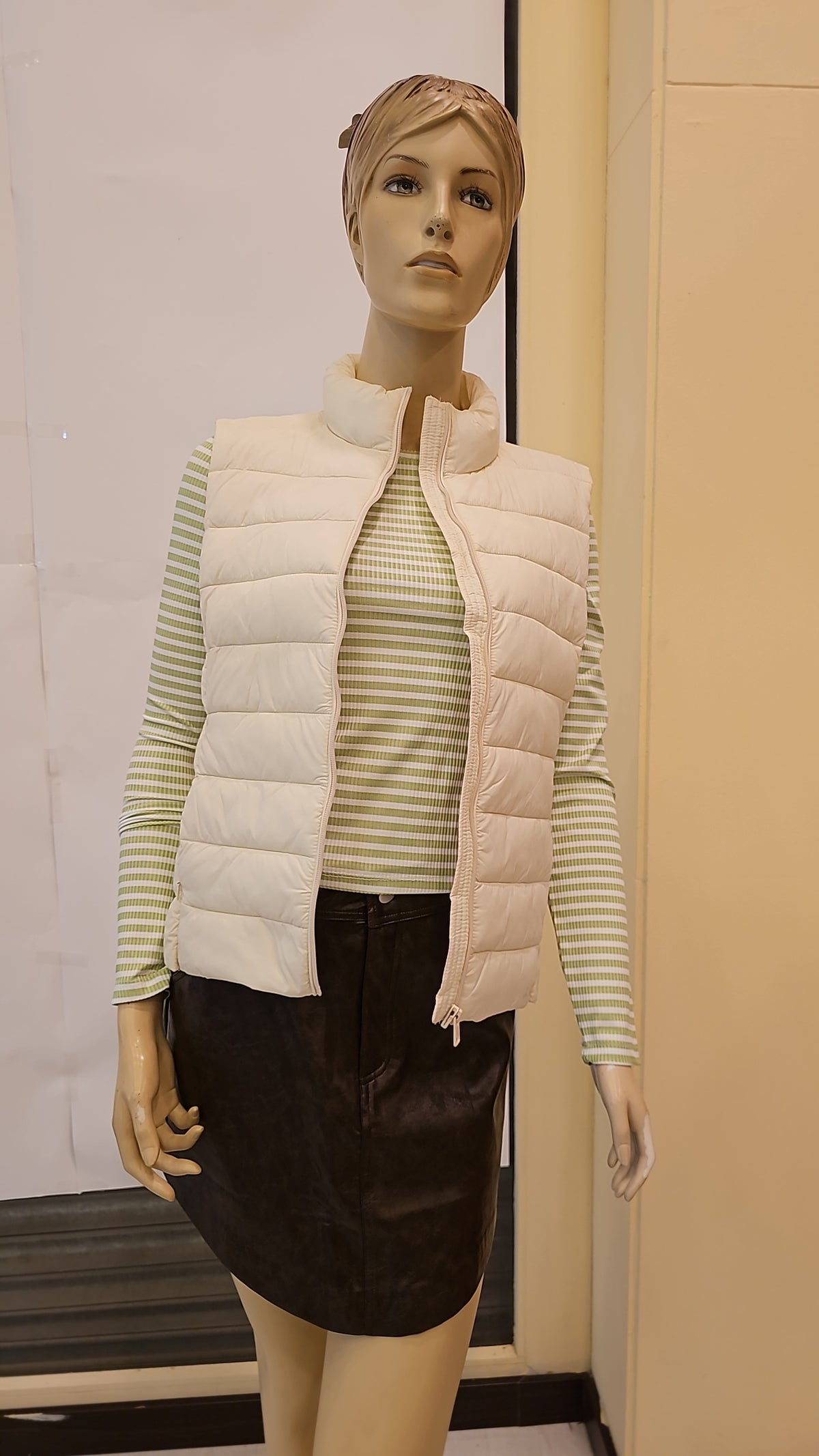 Chaleco beige JJXX
