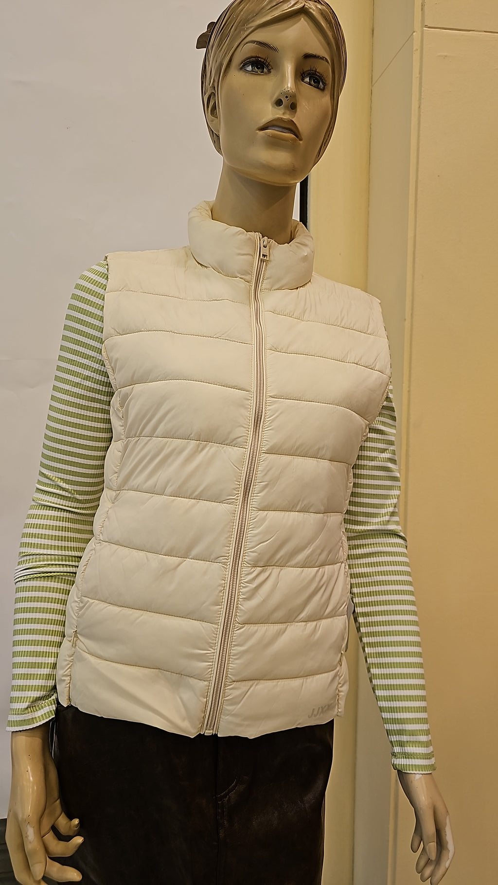 Chaleco beige JJXX