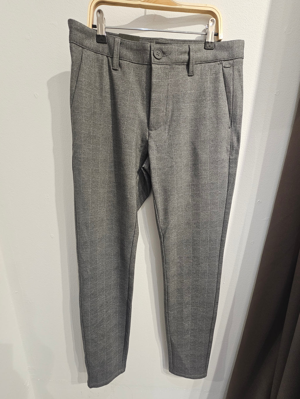 Pantalon cuadros gris ONLY & SONS